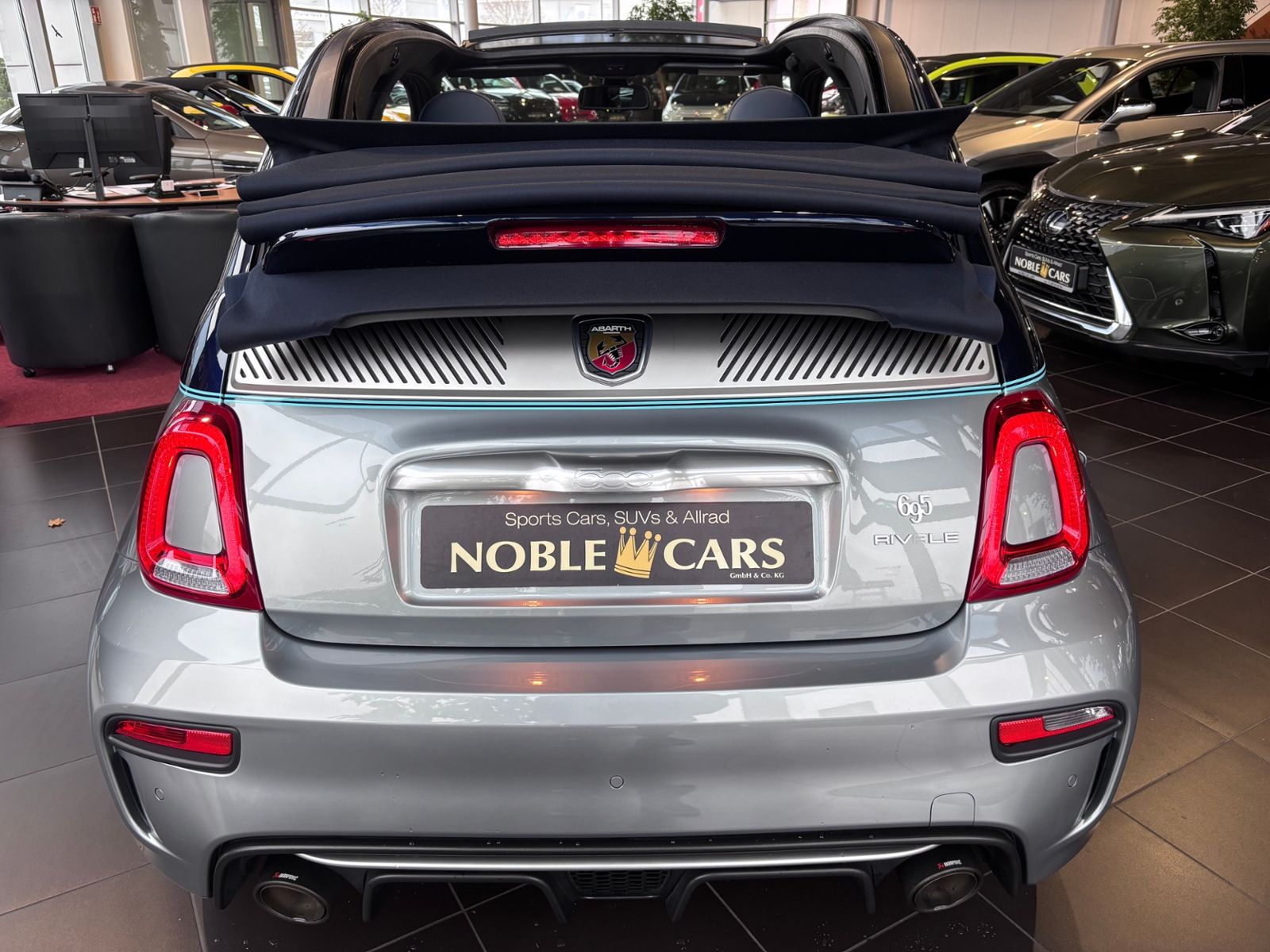 Fahrzeugabbildung Abarth 695C  Rivale  XENON LEDER ALU