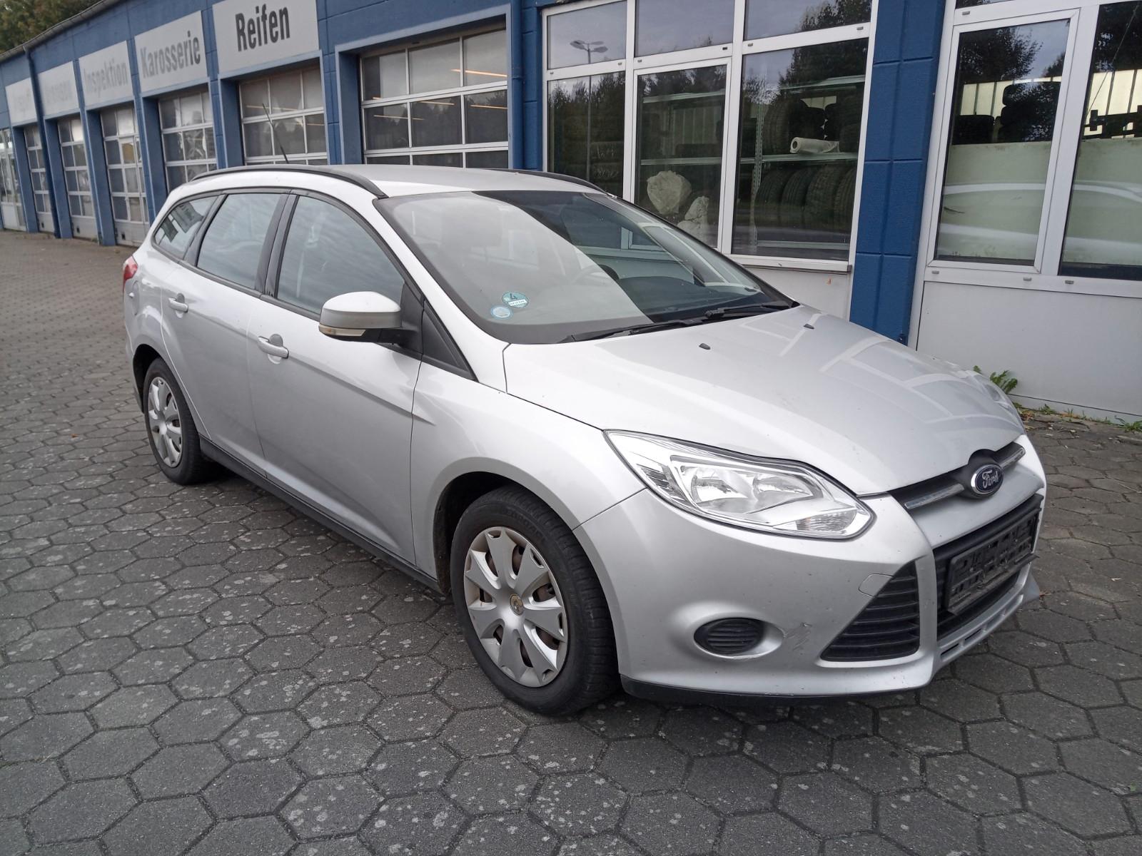 Ford Focus Turnier 1,6 Trend/HU neu