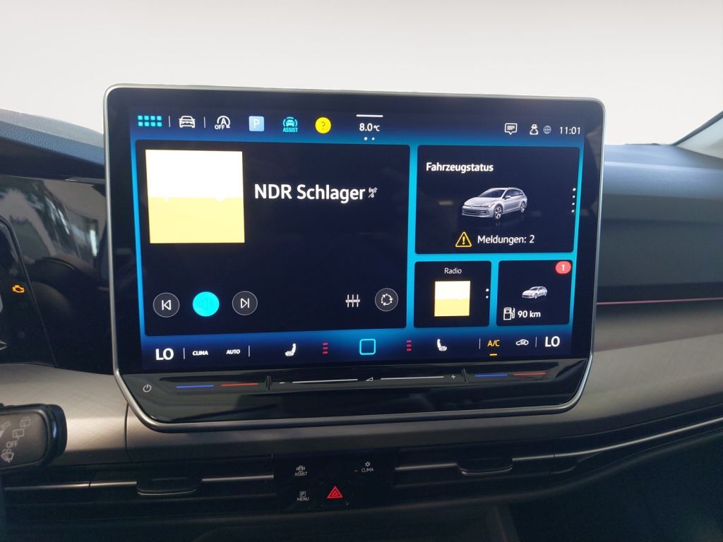 Fahrzeugabbildung Volkswagen Golf Variant 1.5 TSI Life AHZV LED