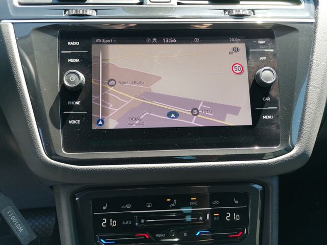 Tiguan 2.0 TDI DSG 4M Life KAMERA+AHK+STHZ