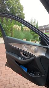 Mercedes-Benz E 400 4MATIC AMG Line Autom. AMG Line - mit Benzin-Antrieb: Braun, Luftfederung