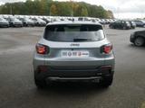 Jeep Avenger OVERLAND 1.2 4xe HYBRID 145 PS DCT6 INFO - Jeep Avenger Overland mit Benzin-Antrieb