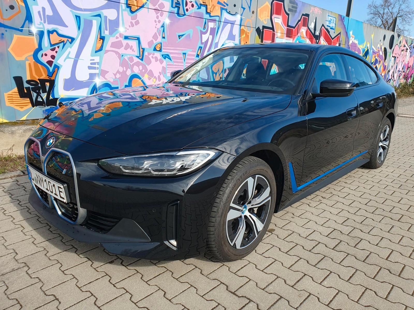 BMW i4 eDrive40 DriveAssProf  LiveCockpitProf...