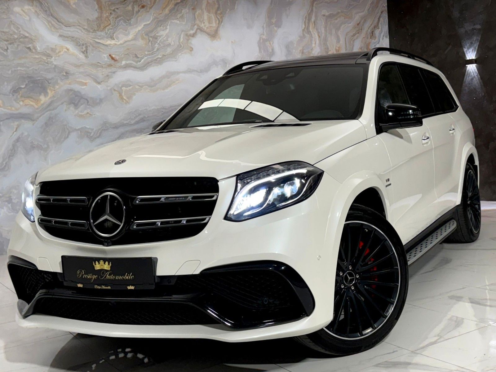 Mercedes-Benz GLS 63 AMG 4MATIC *DIAMANT WEIß-EXCLUSIVE LEDER*