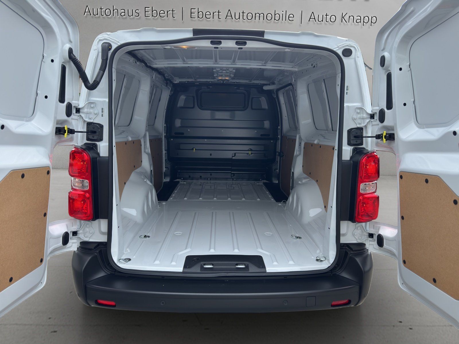 Fahrzeugabbildung Opel Vivaro 2.0 D Basis L3 PDC/TEMPOMAT/KLIMA/CARPLAY