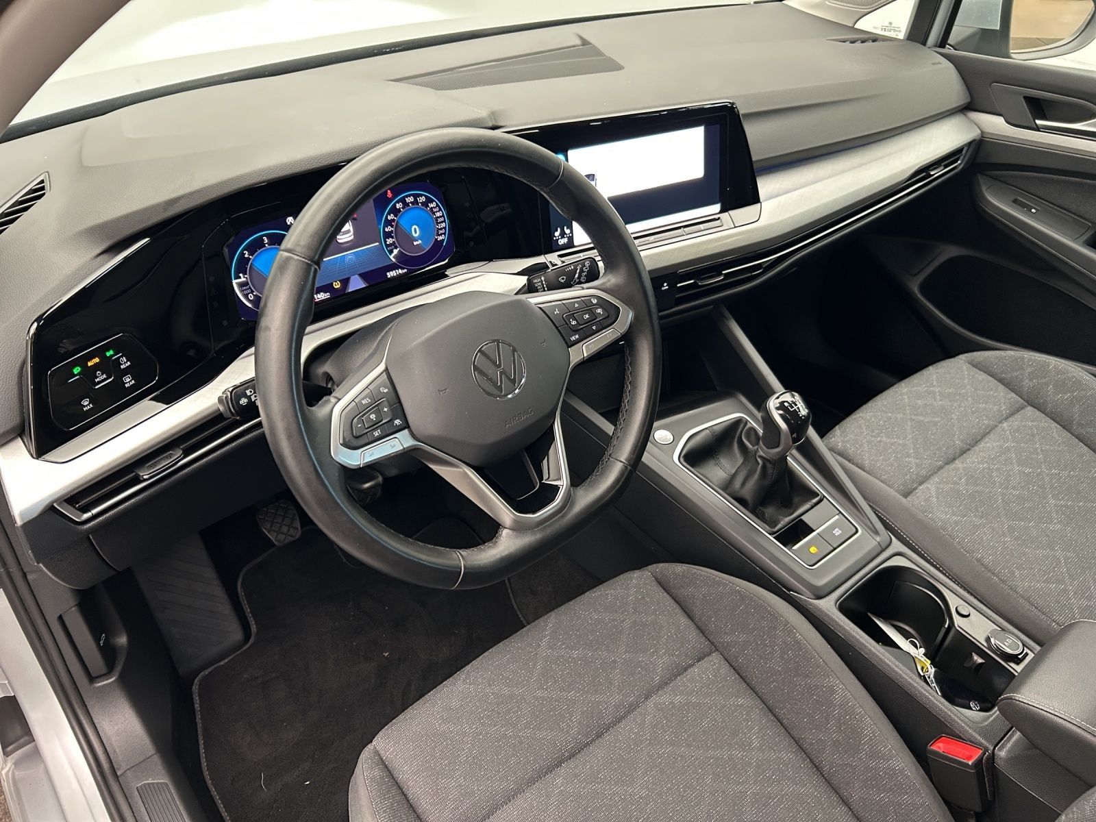 Volkswagen Golf - Bild 18