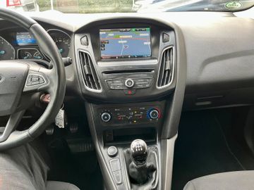 Ford Focus - 11