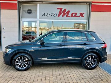 Volkswagen Tiguan - 2