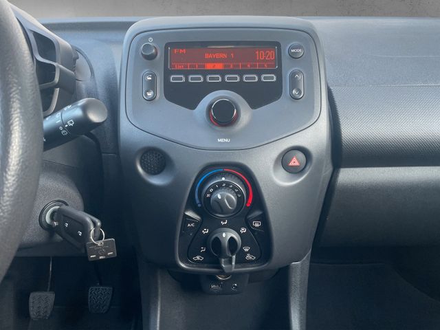 Toyota Aygo 1.0 X *DAB*ELFH*KLIMA*TEL*USB*ZV*