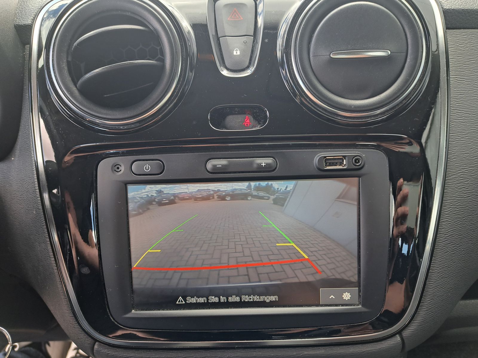 Fahrzeugabbildung Dacia Dokker Stepway TCe 115 NAVI KAMERA SITZHEIZUNG