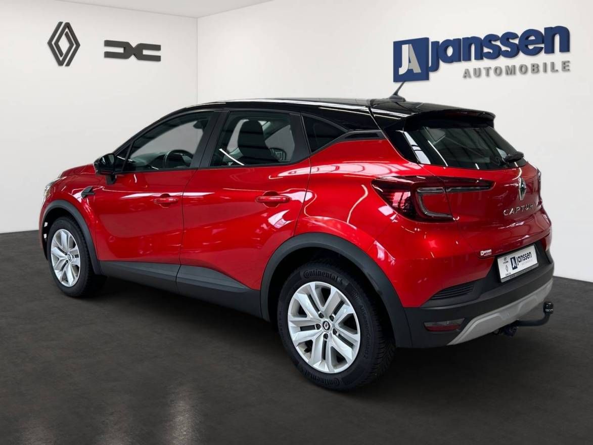 Fahrzeugabbildung Renault Captur Mild Hybrid 140 EDC Techno