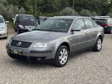 Volkswagen Passat 1.9 TDI/101 CV cat Business - Volkswagen Passat: Limousine, 1.9