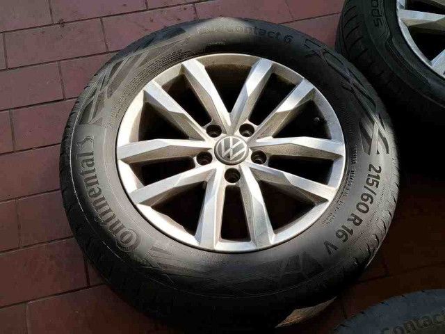 Volkswagen Passat Variant - Bild 7