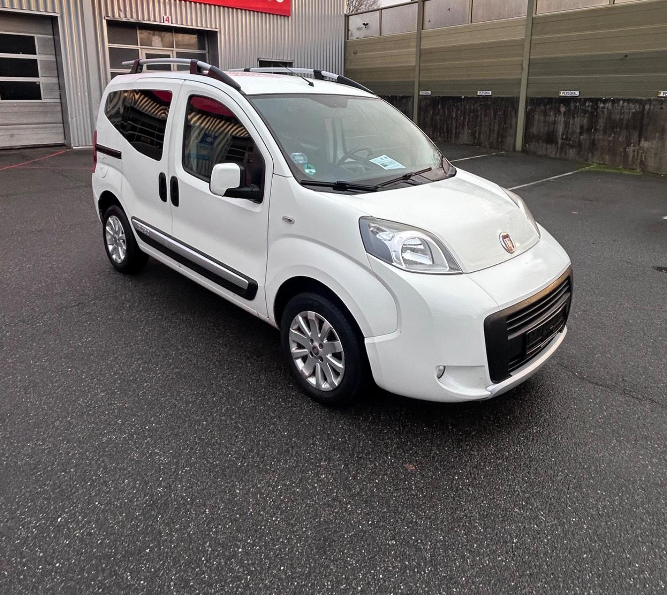 Fiat Qubo 1.3  KLIMA - SHZ - PDC - TÜV 3/27 - ALU