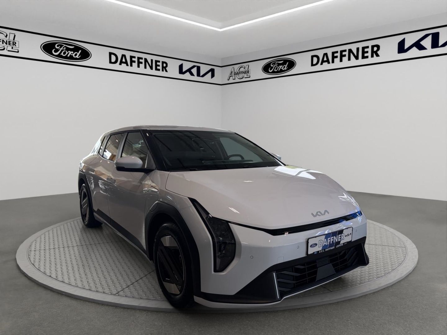 Fahrzeugabbildung Kia EV4 150 kW Earth Kamera elek. Heckklappe Navi