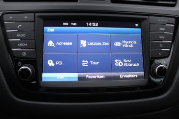 Hyundai i20 YES! Plus Navi Kamera Klima Panodach