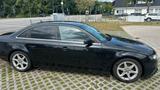 Audi A4 B8 - Audi A4 aus 2010 mit Diesel-Antrieb: Limousine