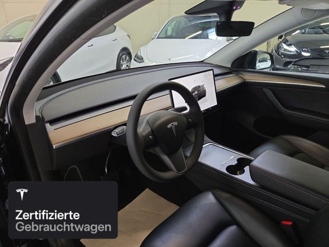 Tesla Model Y Long Range AWD foto 11