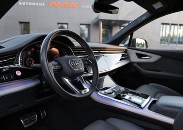Audi Q7 - 9