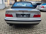 BMW 328i Cabrio Leder/Aut./M-Sport/PDC - BMW 328: 3 Türen