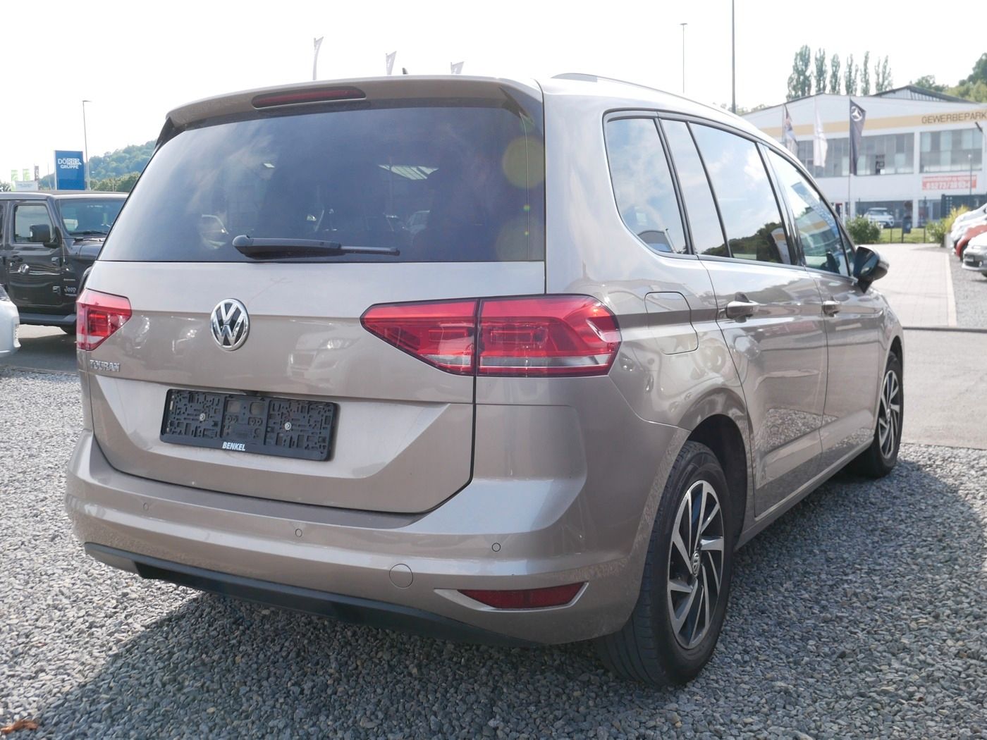 Fahrzeugabbildung Volkswagen Touran 1.5 TSI Join STANDHZG LED NAVI AHK