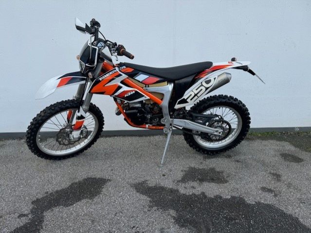 KTM Freeride 250 R