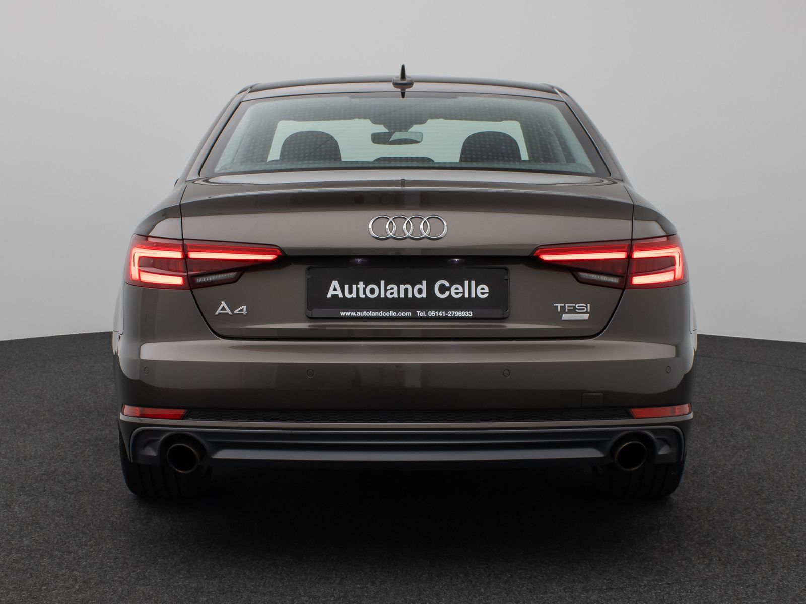 Fahrzeugabbildung Audi A4 2.0 TFSI Lim. Sport S Line Virtual AHK Tempom