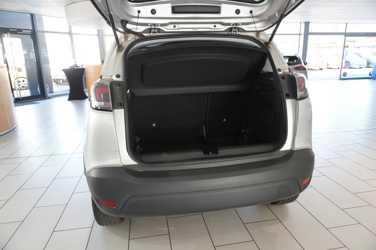 Fahrzeugabbildung Opel Crossland (X) 1.5D EDITION NAVI/LED/KAMERA/DAB+
