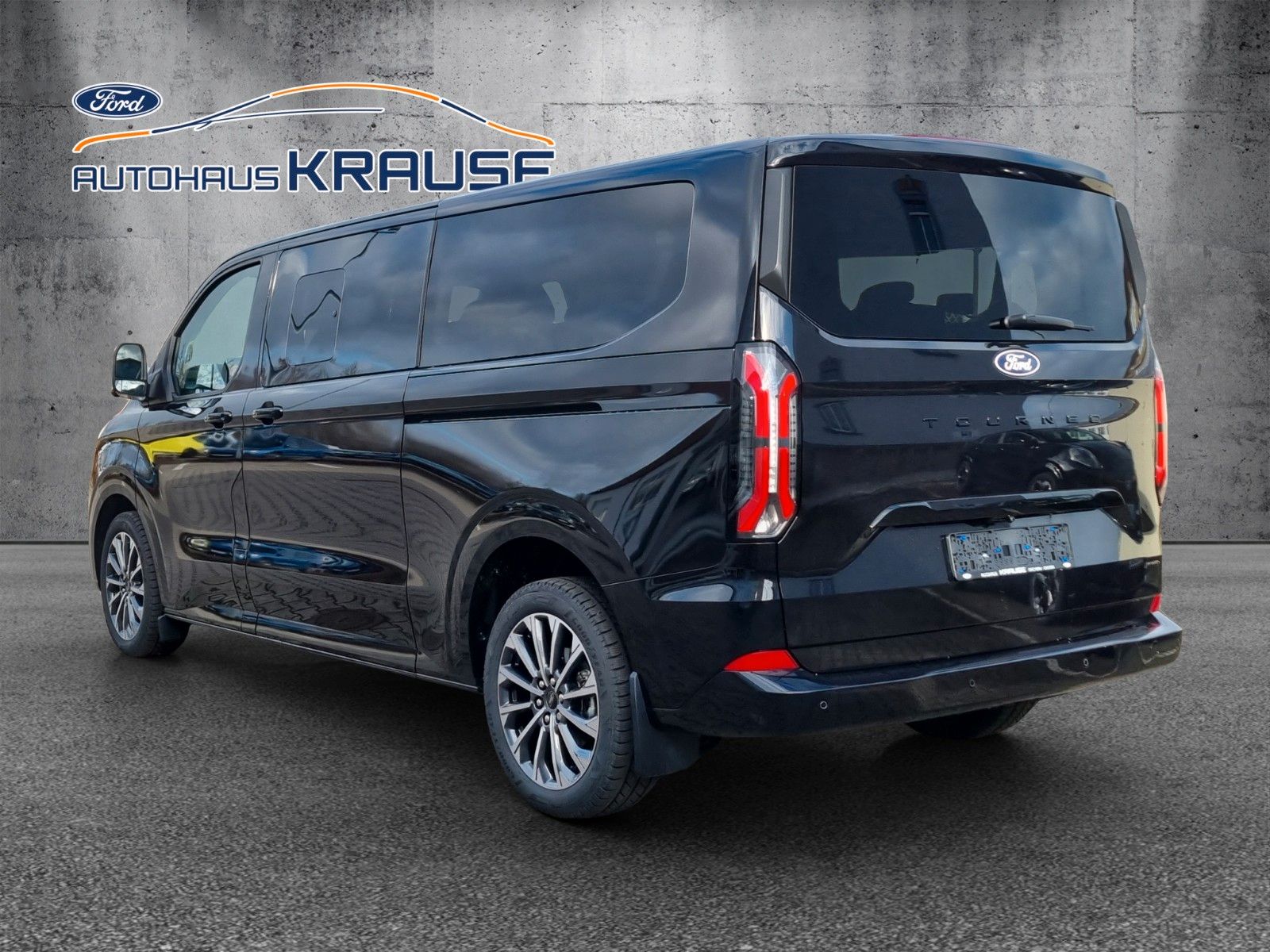 Fahrzeugabbildung Ford Tourneo Custom Bus 320 L2 Tourneo Titanium X AWD