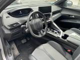 Peugeot 5008 Allure Leder 7-Sitzer R.Cam ACC SHZ Bi-LED  - Peugeot 5008 Allure mit Hybrid-Antrieb (Benzin/Elektro)