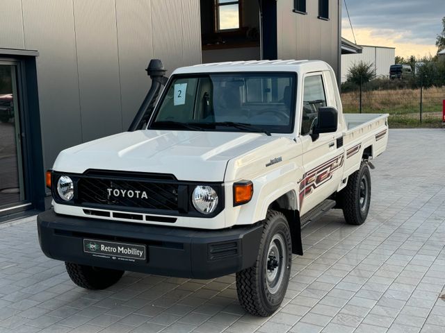 Toyota Land Cruiser  HZJ79 Single Cab 180 LIter