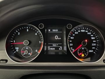 MYAUTOCENTER – Gebraucht- und Jahreswagen mit Werkstattservice in Pfaffenhofen Volkswagen Passat Variant Comfortline BlueMotion *AHK*Klima