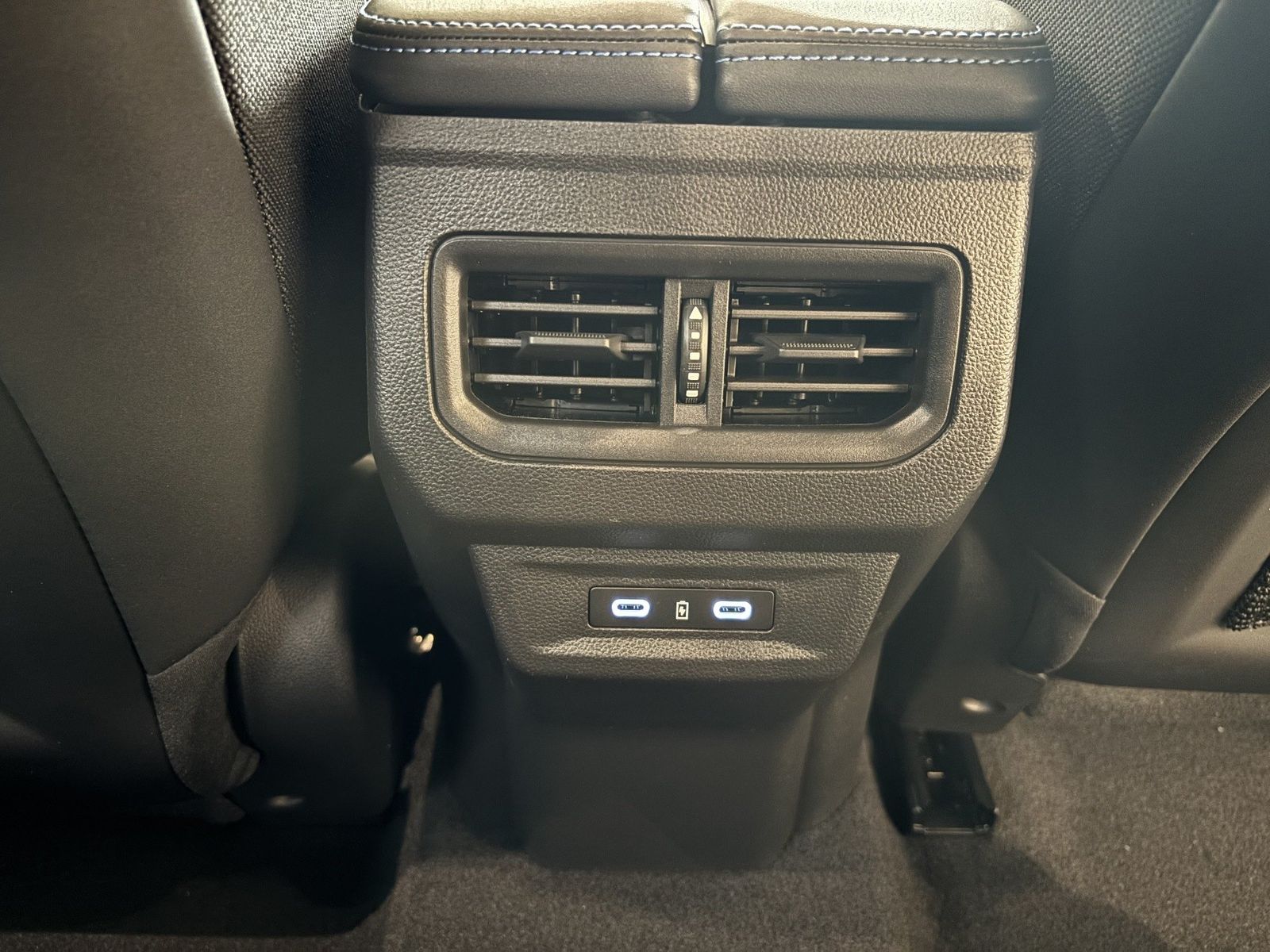 Renault Rafale - Bild 7