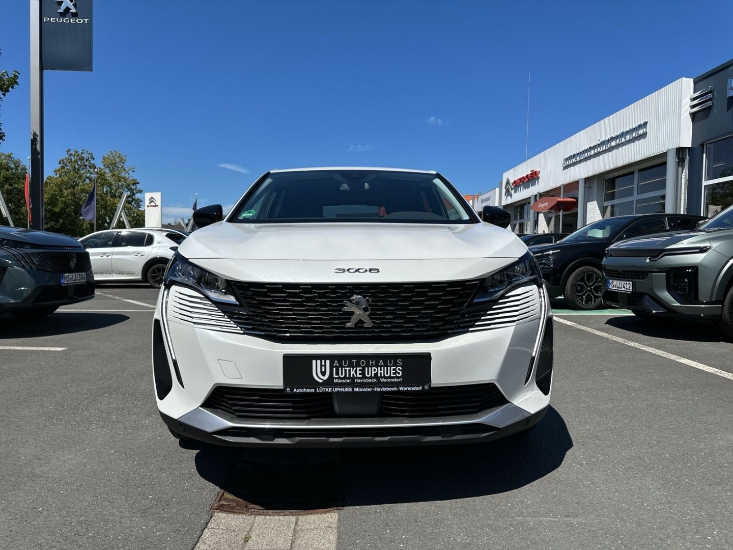 Fahrzeugabbildung Peugeot 3008 Allure 1.2 PureTech 130 Navi CarPlay Androi