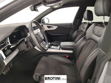 Audi Q8 - 6
