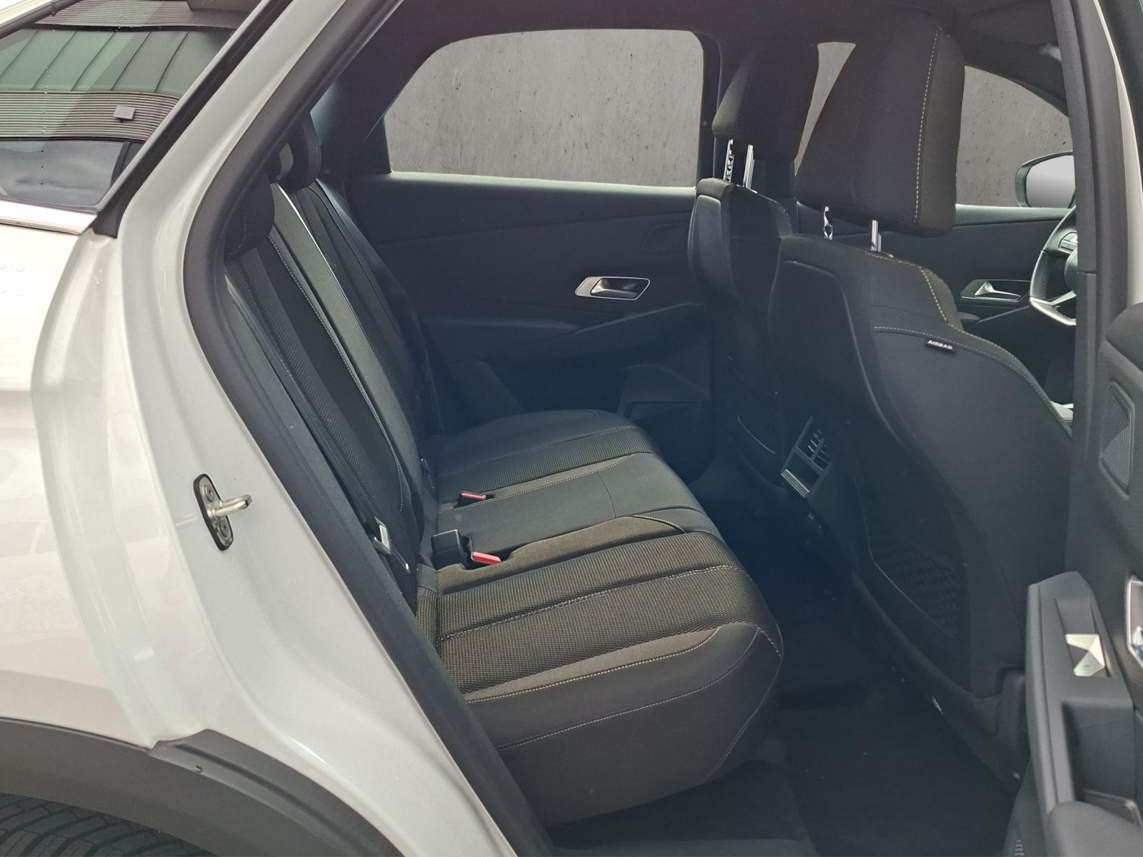 DS Automobiles DS7 Bastille BlueHDI130 EAT8