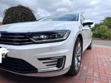 Volkswagen Passat Variant 1.4 TSI DSG GTE , BattZertifikat - mit Hybrid-Antrieb: Weiß, mit Android Auto