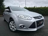 Ford Focus Lim. 1.6l Klimaautomat. - Ford Focus aus 2011: Limousine