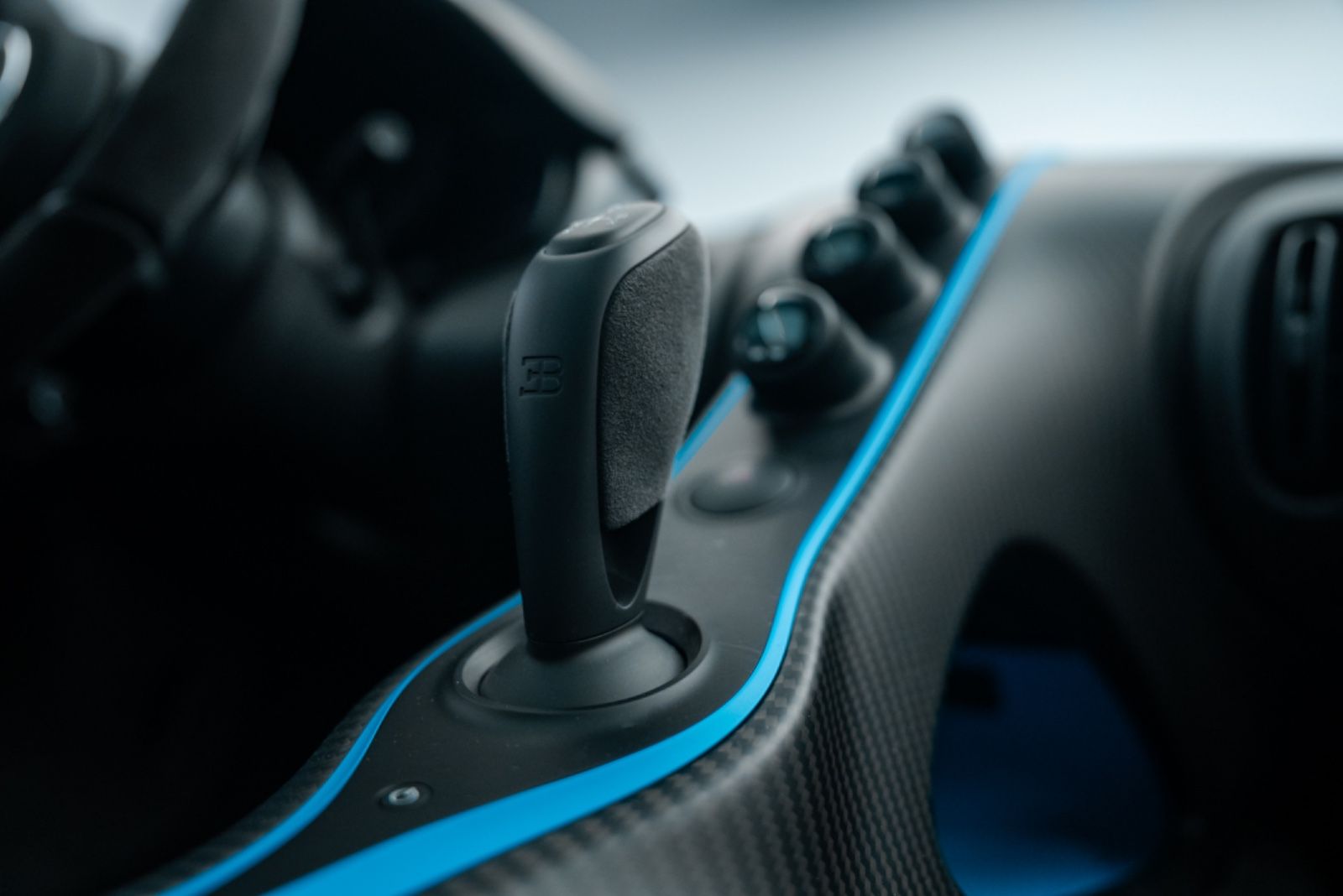 Fahrzeugabbildung Bugatti Chiron Pur Sport 1of60/SKY VIEW