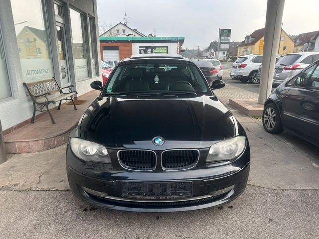 BMW 120i *Schiebedach*Teileder*SHZG*Klima