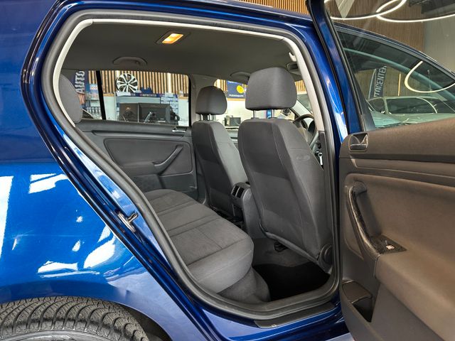 MYAUTOCENTER – Gebraucht- und Jahreswagen mit Werkstattservice in Pfaffenhofen Volkswagen Golf V Lim. Trendline *TÜV*Klima*