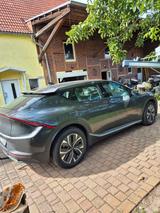 Kia EV6 77,4 kWh 239 kW Allradantrieb - - Kia EV6: Von Privat