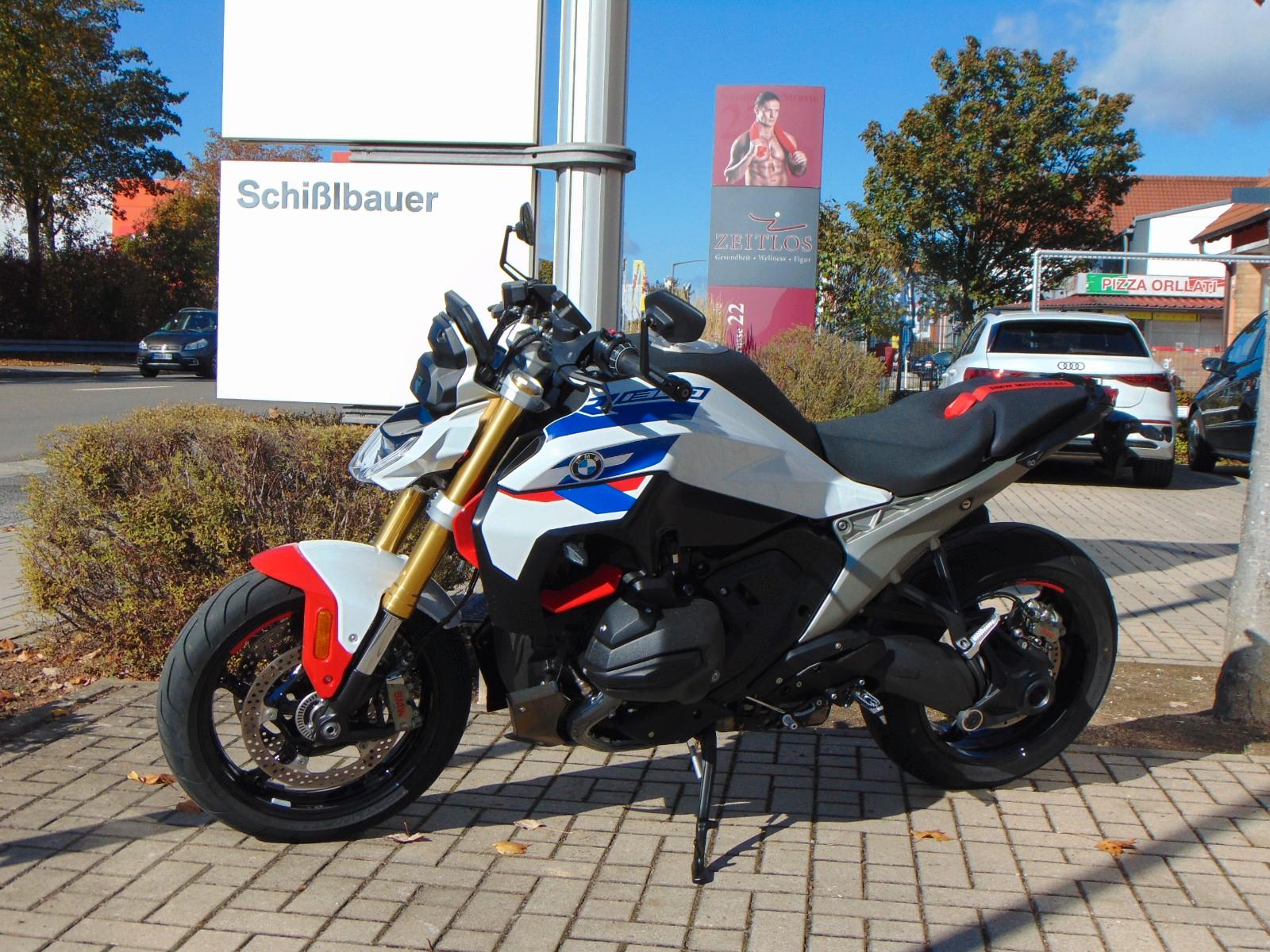 BMW R 1300 R Performance 4 Pak