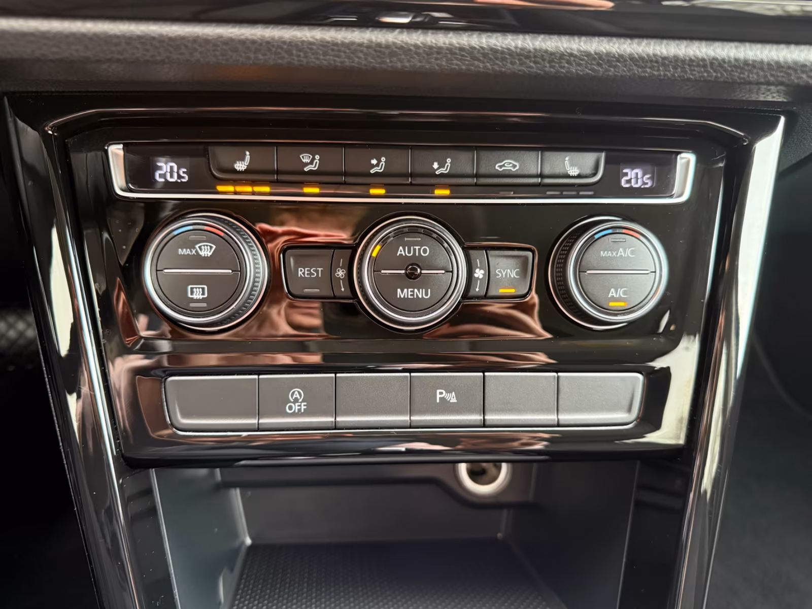 Volkswagen Touran Highline 7 Sitzer ACC Kamera, миниатюра 22