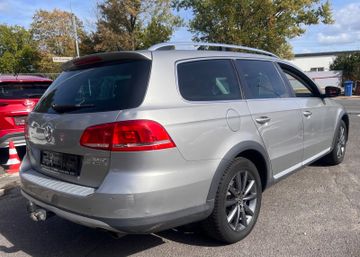 Volkswagen Passat Alltrack - 12