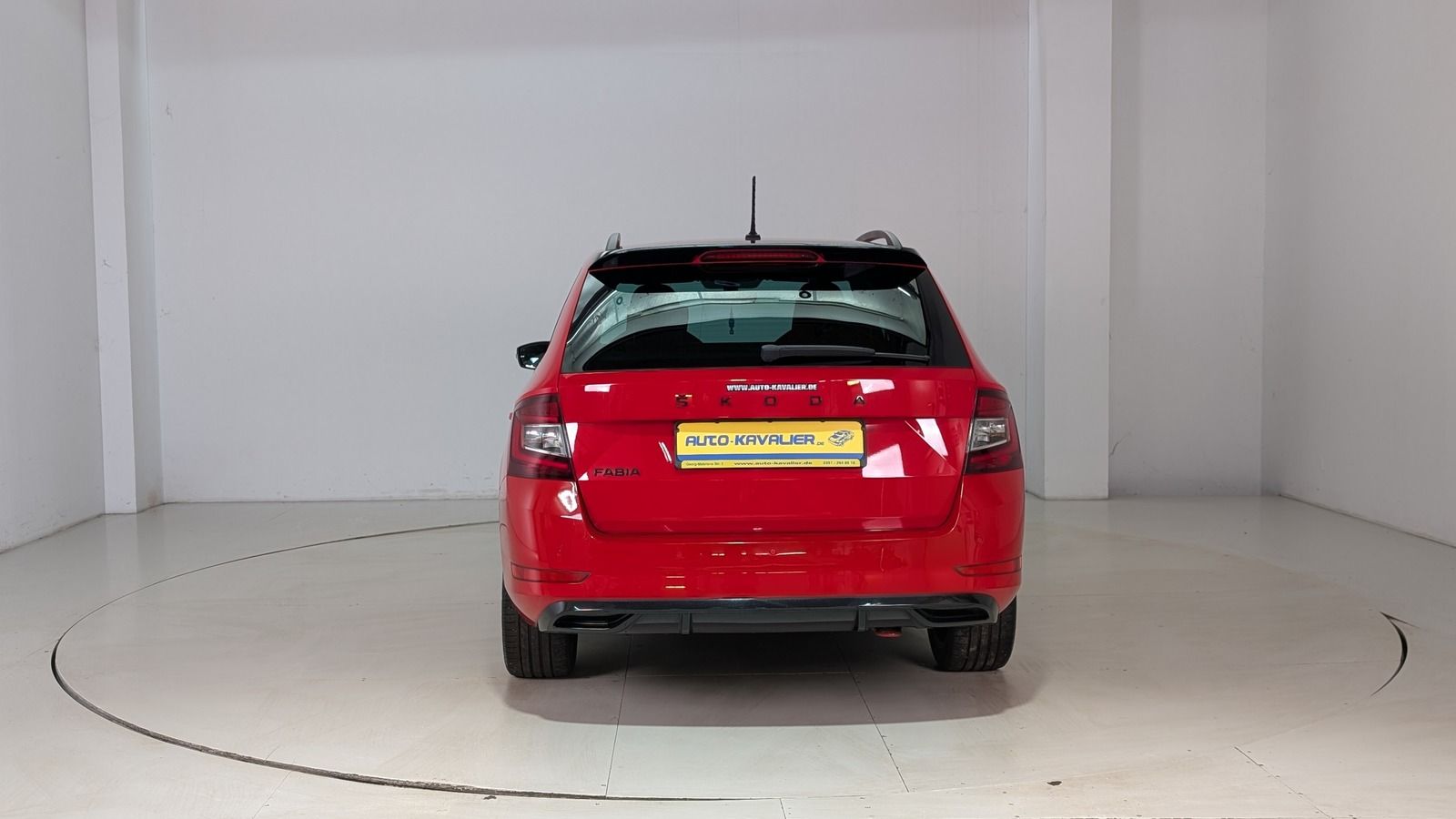 Fahrzeugabbildung SKODA Fabia Combi 1.0 TSI * LED * SHZ Monte Carlo