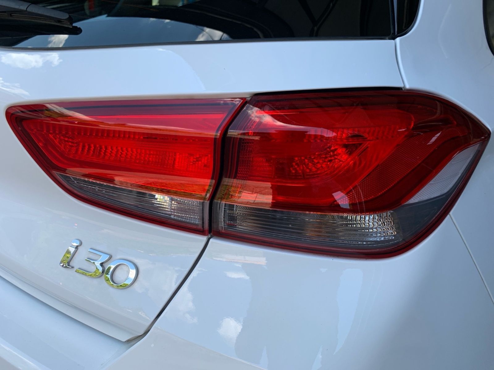 Fahrzeugabbildung Hyundai i30 1.0 T-GDI Select Mild-Hybrid