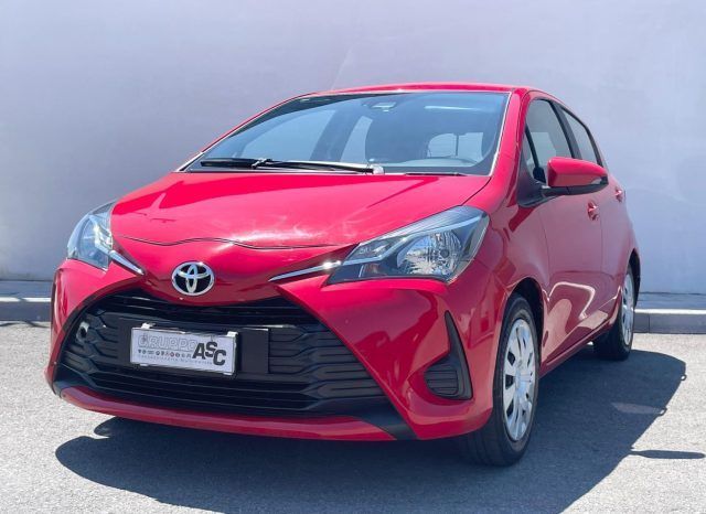 Toyota TOYOTA Yaris 1.0 BENZ 72 CV 5 porte Cool ADATTA 