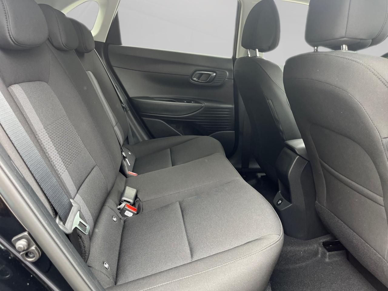 Fahrzeugabbildung Hyundai i20 FL (MY25) 1.0 T-GDI (100 PS) 7-DCT 2WD Prime