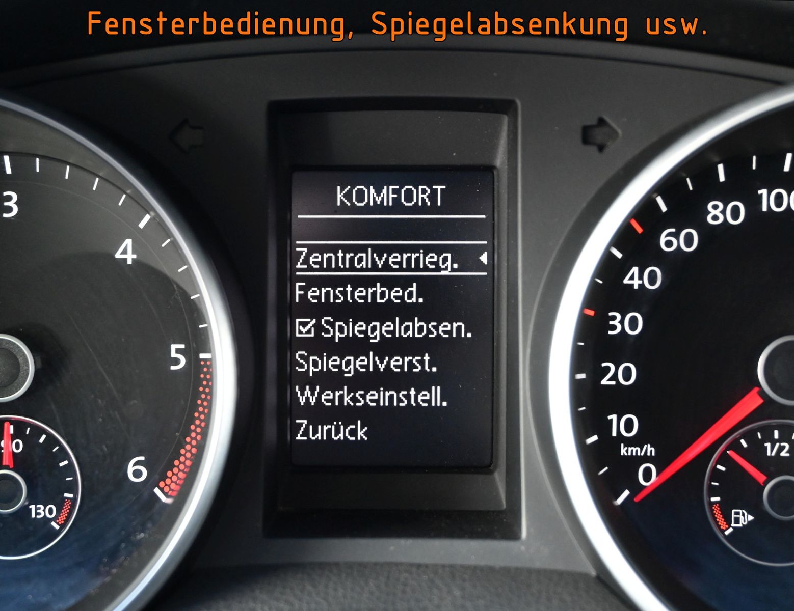 Fahrzeugabbildung Volkswagen Golf 1.6 TDI Variant MATCH °AHK°PANO°STANDHEIZ.°